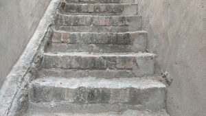 Concrete steps in a bad condition